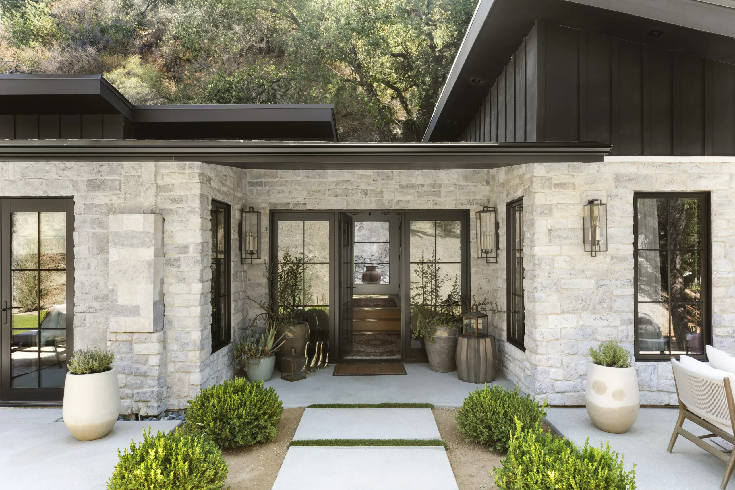 Courtney Thomas Design | At Home Photoshoot