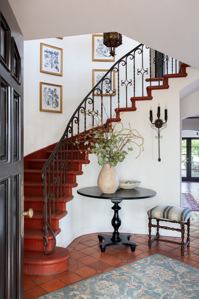 Photo By Amy Bartlam. Design By Courtney Thomas Design.